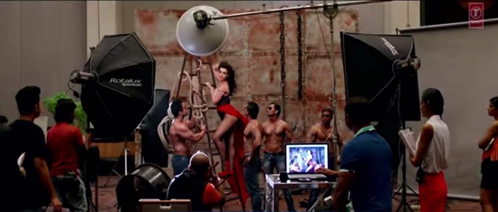 Khwaishein_ Full Song - Arijit Singh - Calendar Girls 2015