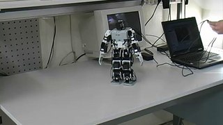 ESTiG - Robot da Bioloid