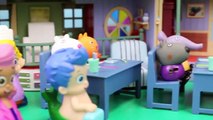 BUBBLE GUPPIES TEACH PEPPA PIG MUSIC SCHOOL Bubble Guppies Bus and Classroom Cartoon Toys