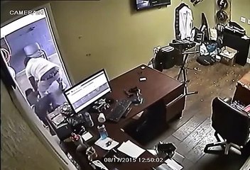 Self-defense shooting: Store clerk’s son kills armed robber