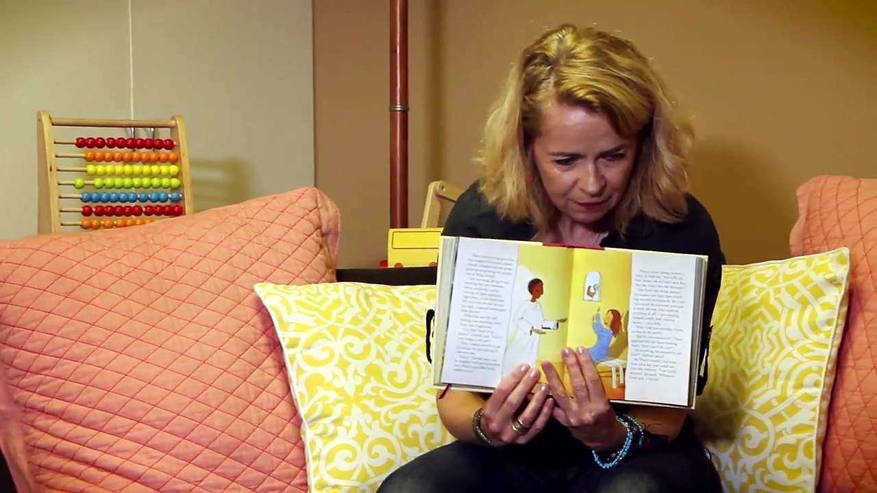 Sally Lloyd-Jones reads the Jesus Storybook Bible