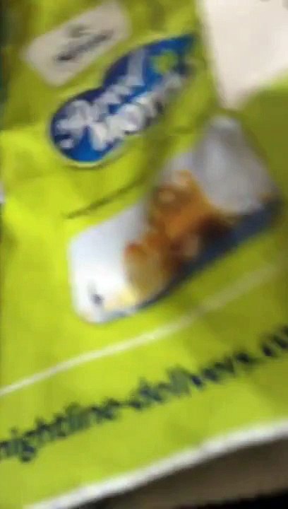 Unboxing Sony Xperia Z3 Compact and putting it under water