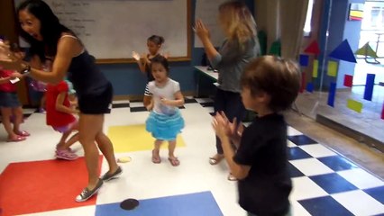 Discovery Summer Camp: Week 10- Art Explorer: Chicken Dance