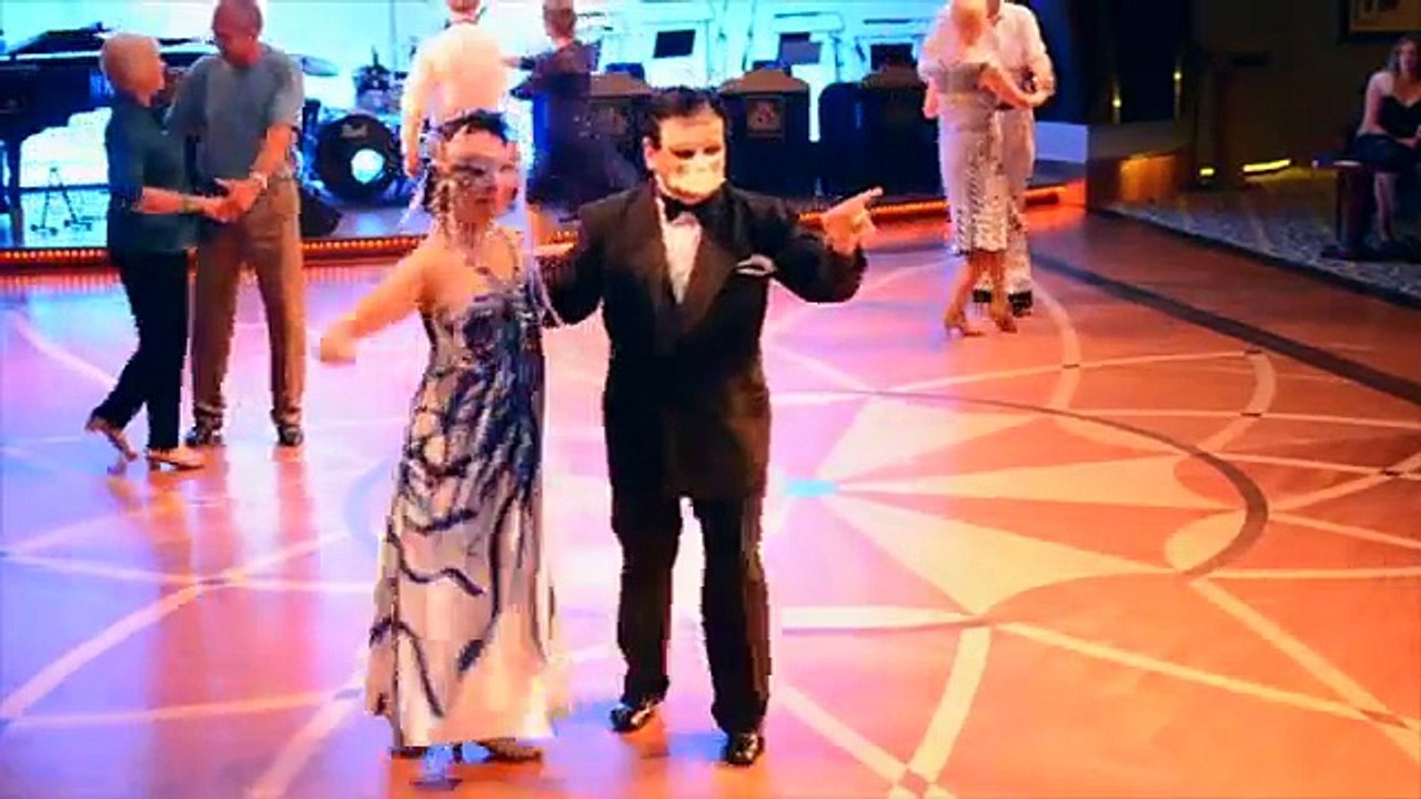 Ballroom Dancing the Queen Mary 2