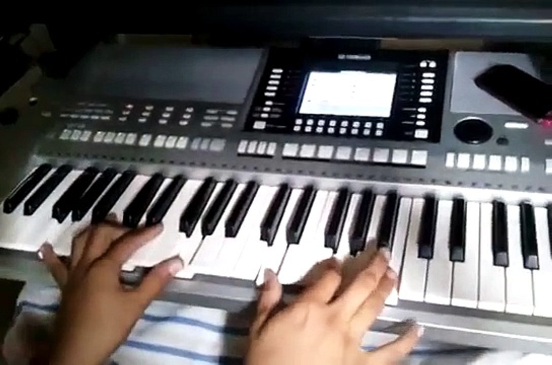 algo esta callendo  aqui tutorial-piano