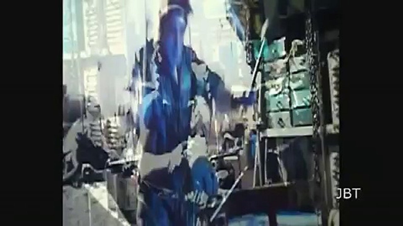 The A-Team (2010) Clip: Murdock imitate The Blue Man Group and Mel Gibson