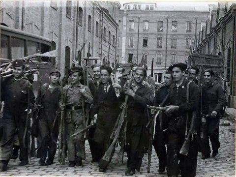 A LAS BARRICADAS homenaje a la CNT-FAI