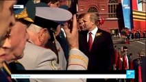 L'armée russe parade devant Poutine à Moscou