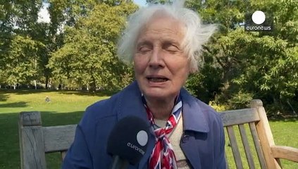 Королева-рекордсменка: що думають піддані?