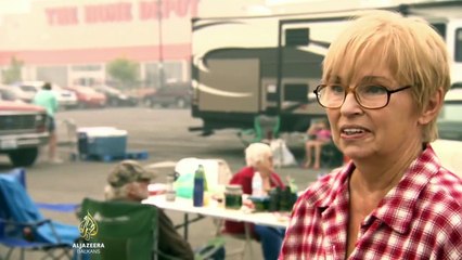 PoA?ari-u-SAD-u,-stotine-ljudi-napustile-domov