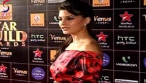 Sexy Jacqueline Fernandez in BULGING OFF SHOULDER Gown