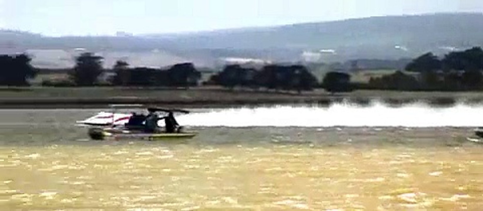 AUS F1 BOAT CRASH