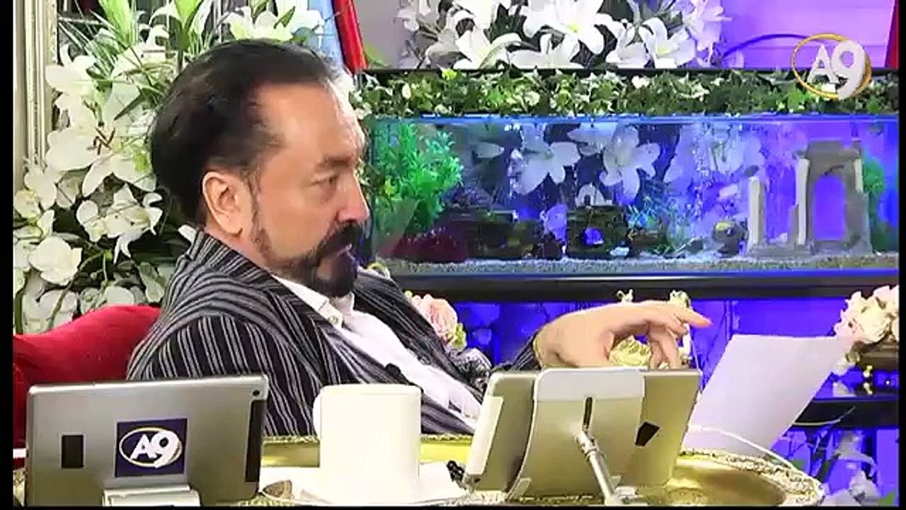 Peygamberimiz (sav) ‘Hz. Mehdi (as) Hz. Musa (as)’ın kendisinin yerine itaati farz kıldığı Harun konumundadır’ hadisini bildirmiştir.