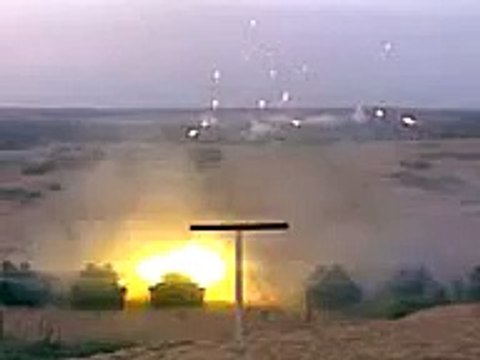 India Military Tanks Reply To Pakistani Rangers On Jammu Border 2014. Jai Hind!