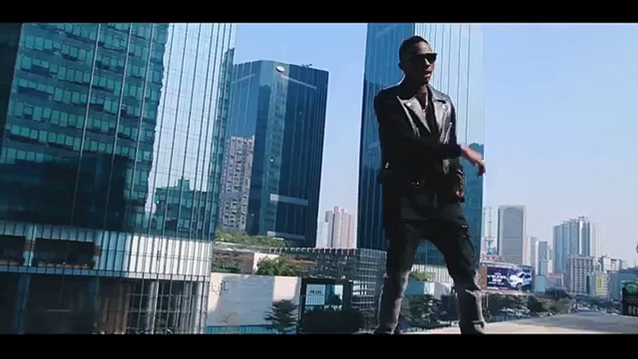 Jux_Sisikii_Official_Music_Video_