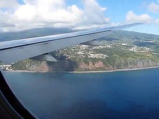 Atterrissage Ile de la Réunion (Air AUSTRAL)