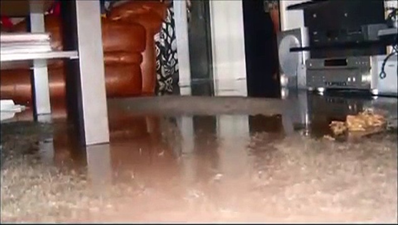 Flood Control Solutions with Quick Dam Products