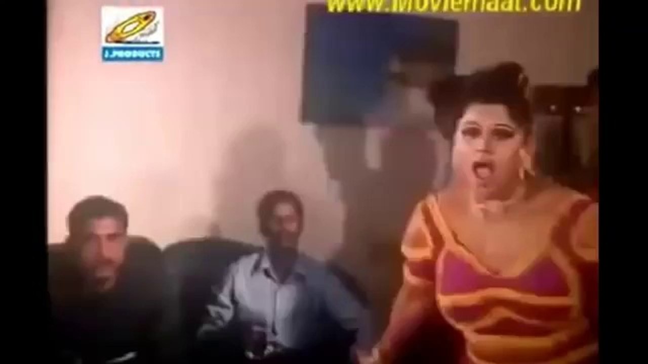 bangla hot song 2015  Gorom Masala Moyuri