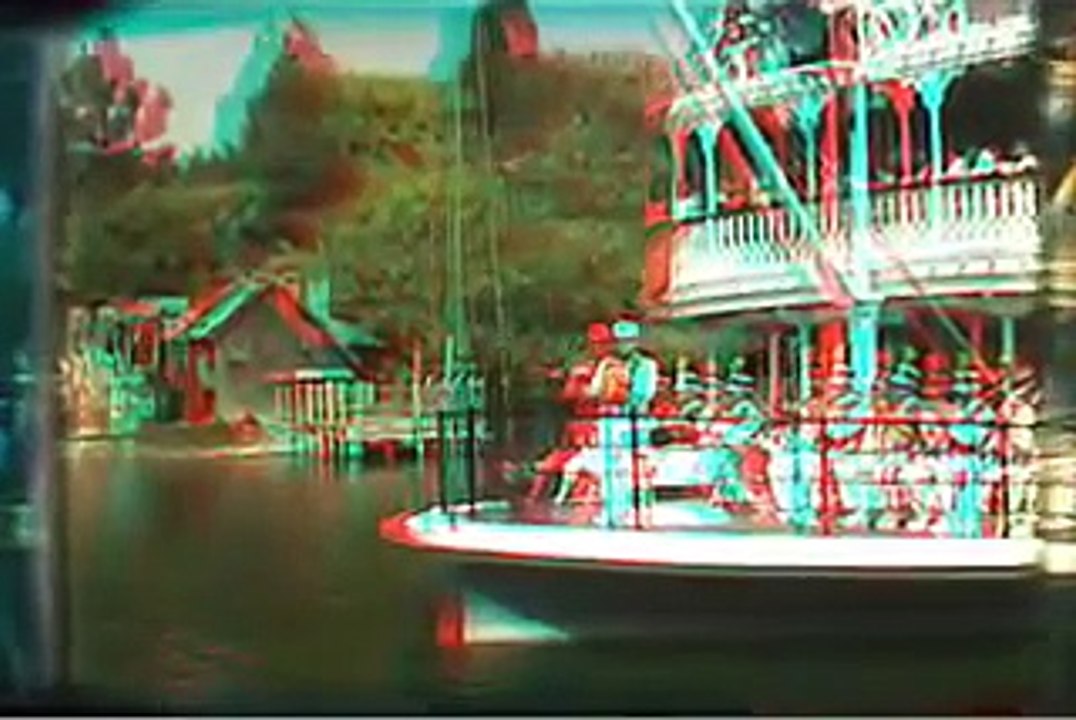 3-D Disneyland Band on the Mark Twain