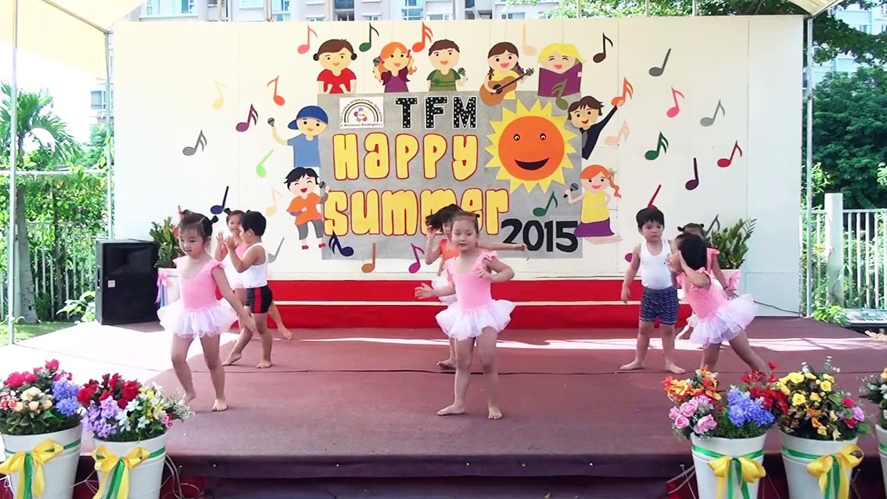 Aerobic "Ước mơ thần tiên" - Tiny Flower Montessori School