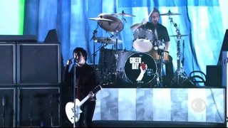 Green Day - American Idiot (Live Grammy 2005) [HD]