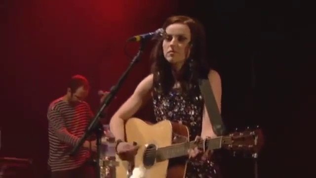 Amy Macdonald - 01 - Spark - Live T In The Park, Kinross 07.07.2012