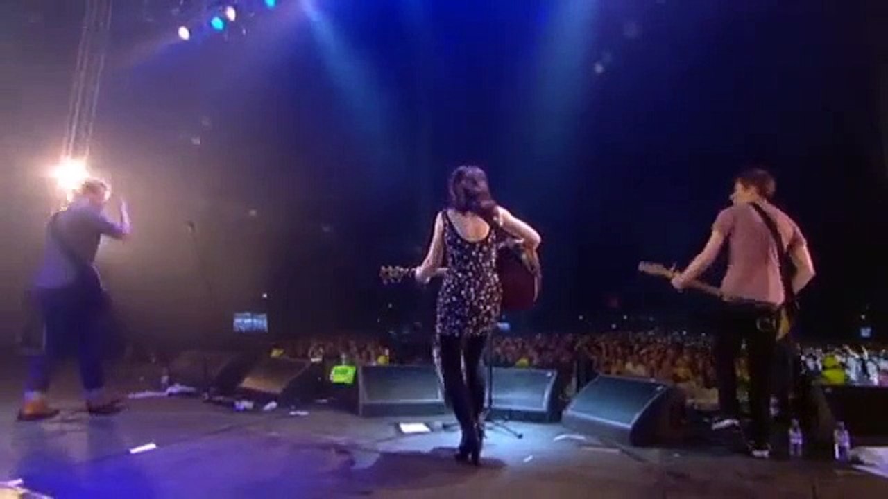 Amy Macdonald - 08 - Run - Live T In The Park, Kinross 07.07.2012