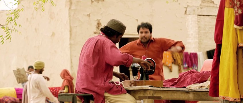 -Kurta - Angrej - Amrinder Gill - Full Music Video - Releasing on 31st July 2015 - YouTube