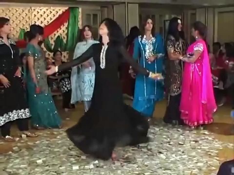 VIP Pakistani Wedding dance Teri Jawani Mast Mast Hy.......Hd