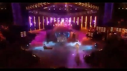 Lady Gaga and Christina Aguilera "The Voice" - Do what you want (live)