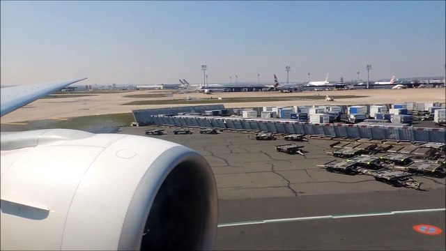 Boeing 777-300ER Push Back & GE90-115B Engine Start up at LFPO