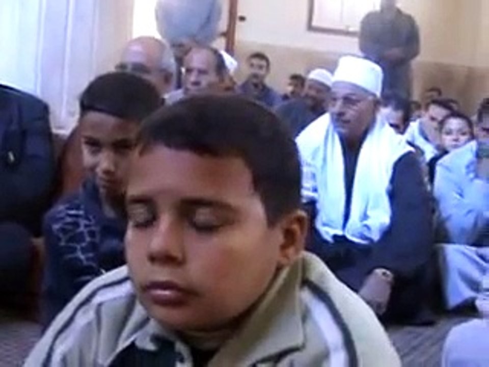 استمتع معنا بالأذان من الدكتور عبد الفتاح الطاروطى  رووووعه الروووعه