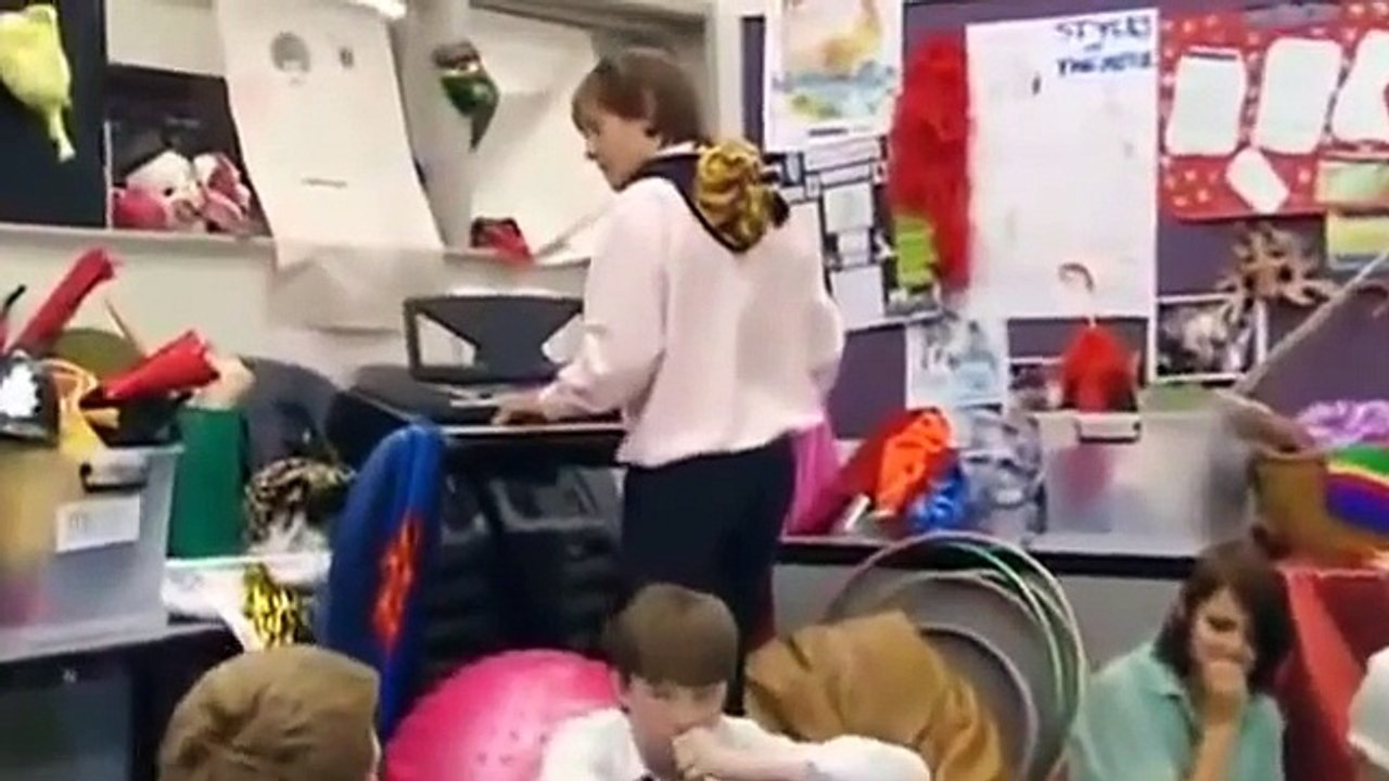 Summer Heights High Mr G Dance Class