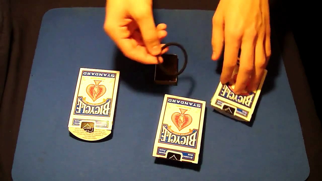 Three Card Monte Street Hustle - Card Tricks Revealed