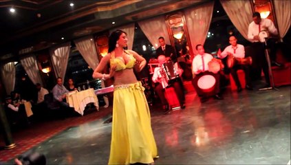 Bellydancer Cairo Nile Maxim 2015 Farah Nasri