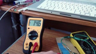 Captret self charges when capacitor is shorted out