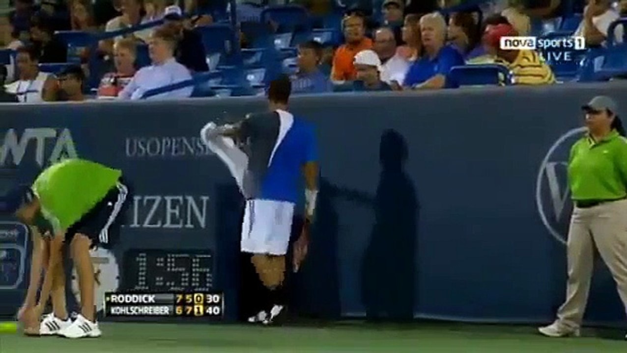 Funny Tennis - Andy Roddick arguing with the umpire over a penalty point
