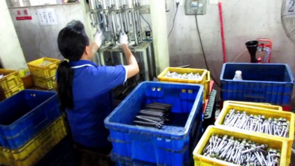 China Sourcing and Import Purchasing Agent: Bed Lift Support / Production 6