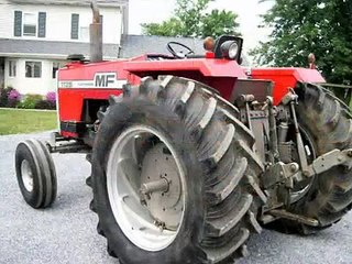 Massey Ferguson 1135 Tractor