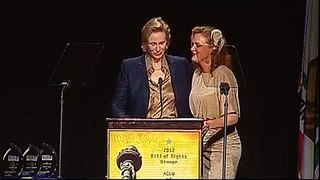 Jane Lynch accepts Bill of Rights award from the ACLU of Southern California