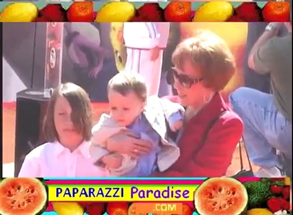 CAROL BURNETT brings her grandchildren ZACH and DYLAN to her movie premiere