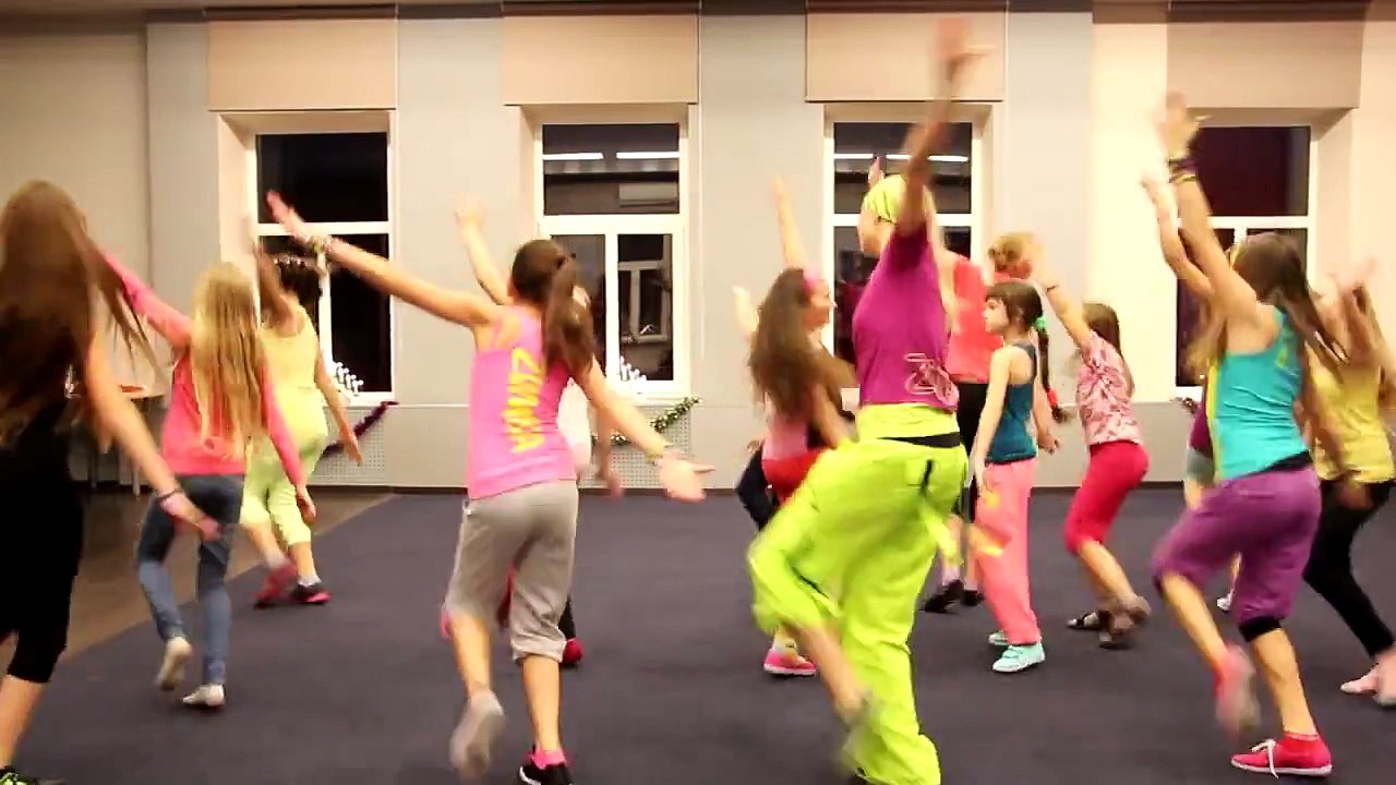 ZUMBA FITNESS WITH MY LOVELY KIDS "DJ DALE PLAY"