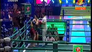 Khmer Boxing,Pich Seyha VS Thai,06 Sep 2015,Bayon TV Boxing,Round 03