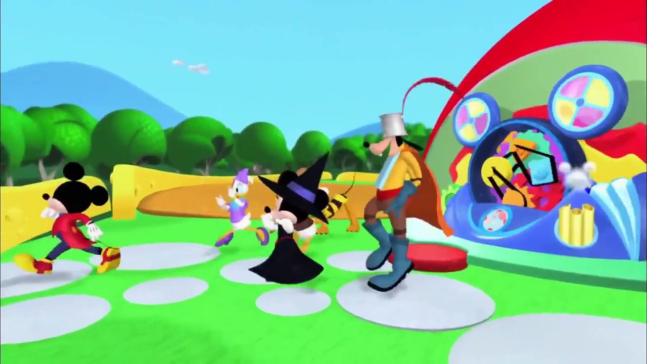 Mickey Mouse Clubhouse - Halloween Hotdog Dance