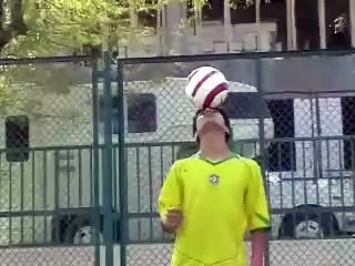 Soccer - Kuwaiti Freestyler - Football (Ansarinho)
