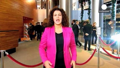 EU's Juncker urges governments to accept refugee quota plan