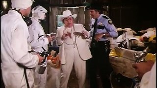 Boss Hogg and Rosco classic moment