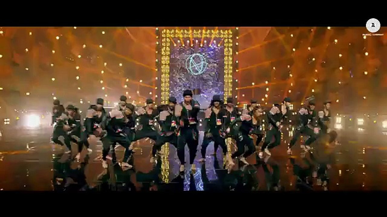 Bezubaan-Phir-Se-ABCD-2--Varun-Dhawan---Shraddha-Kapoor--Sachin---Jigar