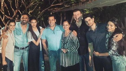 Salman Khan's PRIVATE Screening Of HERO For Sooraj & Athiya's Family