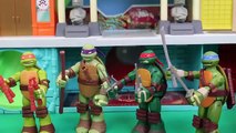 Teenage Mutant Ninja Turtles Mutations by Play Doh and The Flash in the Ninja Turtles Chinatown Set